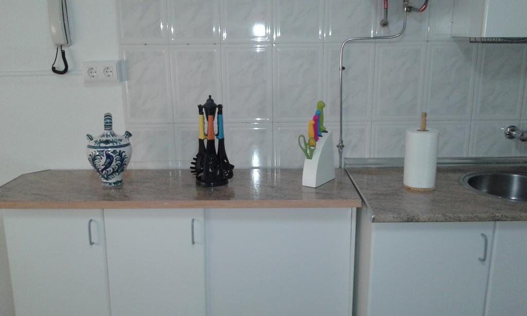 Comet Suites Almona Granada Habitación foto